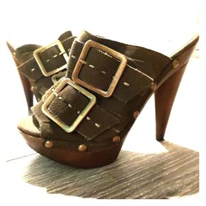 Women's Steve Madden Green Suede w/wood Heels